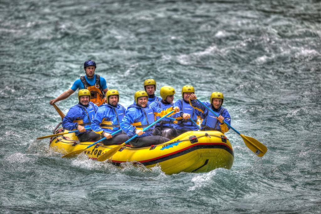Top Rafting Center Bovec Exteriör bild